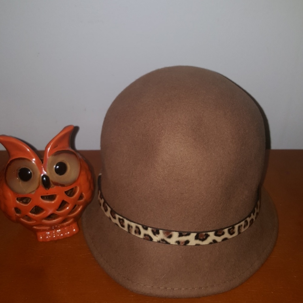 Wool bucket hat